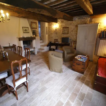 Belvilla By Oyo Spacious Villa In Treia With Pool Avenale