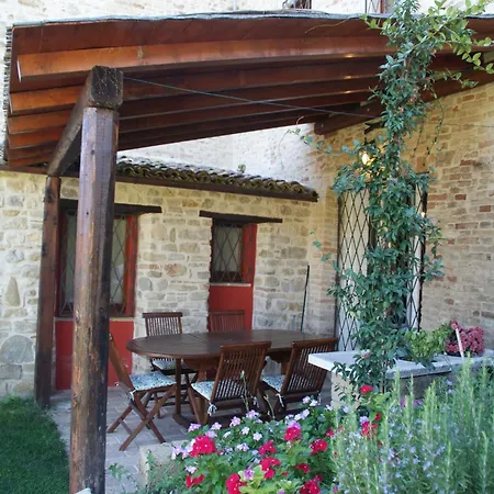 Belvilla By Oyo Spacious Villa In Treia With Pool * Avenale